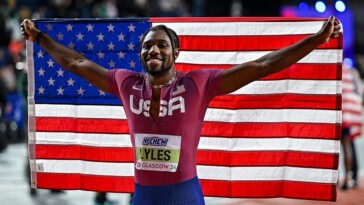 usa-track-star-noah-lyles-paints-‘icon’-on-fingernails-for-opening-ceremony