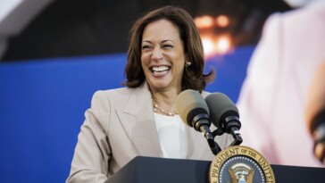 ‘white-dudes-for-harris’-to-hold-call-after-160,000-white-women-join-‘karens-for-kamala’-zoom