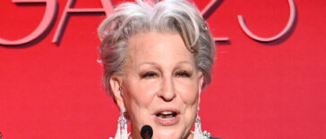 disney-star-bette-midler-says-‘corrupt’-news-media-secretly-helping-trump-win-by-airing-mar-a-lago-press-conference