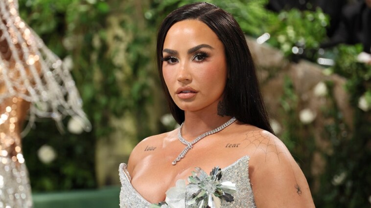 former-disney-star-demi-lovato-won’t-allow-future-child-to-follow-her-‘traumatic’-path