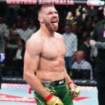 ufc-305-takeaways:-du-plessis-continues-impressive-tear;-adesanya’s-future-is-unclear