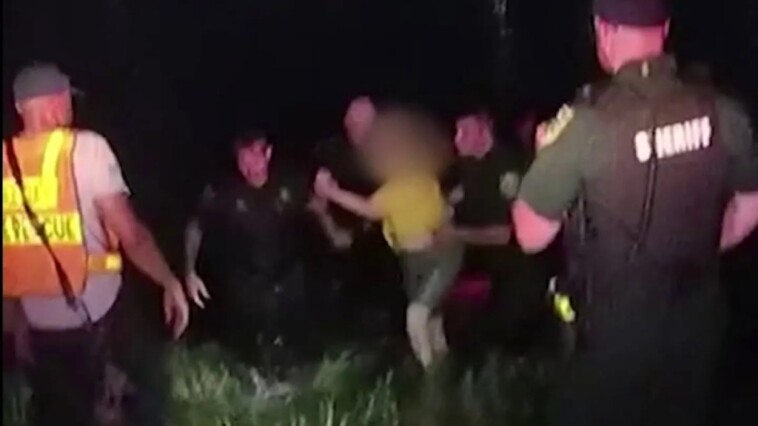 florida-deputies-dive-into-lake-to-save-woman-trapped-in-fully-submerged-car:-‘every-second-counted’