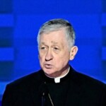 chicago-cardinal-blesses-dnc-without-mentioning-jesus