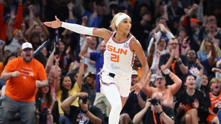 connecticut-sun-star-dijonai-carrington-calls-out-wnba-for-failing-to-promote-historic-game