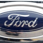 ford-scraps-major-electric-vehicle-plan,-declares-‘we-will-pivot’