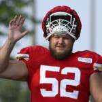 chiefs-to-reportedly-sign-creed-humphrey-to-new-deal-that-makes-him-nfl’s-highest-paid-center