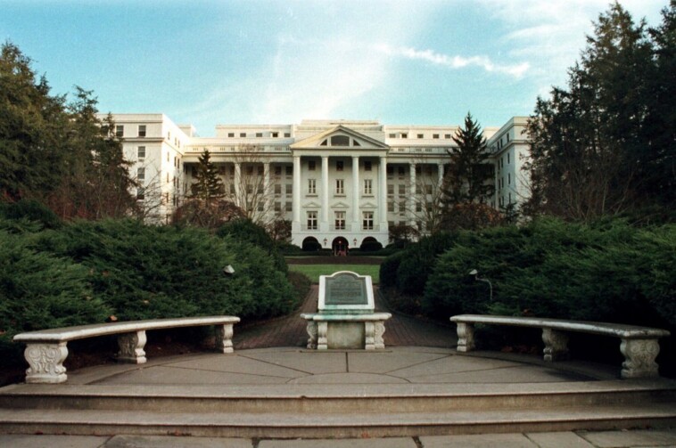 west-virginia-gov.-jim-justice’s-historic-greenbrier-hotel-avoids-foreclosure-as-he-runs-for-senate