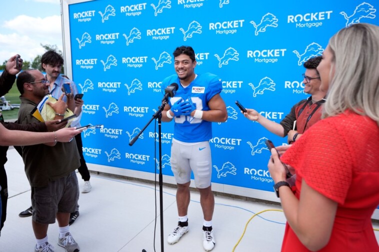 lions-rookie-sione-vaki-stuns-with-his-surprising-singing-skills