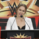 former-mma-fighter-ronda-rousey-apologizes-for-conspiracy-post-about-school-shooting