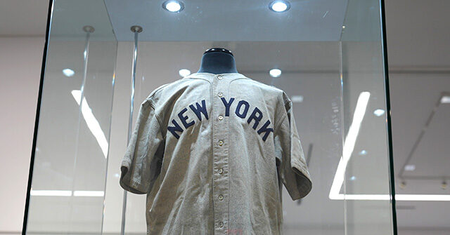 photo:-baseball-legend-babe-ruth’s-‘called-shot’-jersey-sells-for-record-breaking-price