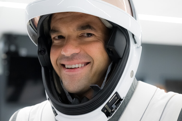 billionaire-blasting-off-on-five-day-space-mission,-set-to-become-first-private-citizen-to-complete-a-spacewalk