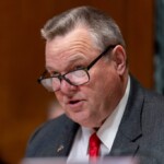 montana-college-students-offered-big-cash-to-endorse-‘nervous’-dem-sen.-jon-tester-who-backed-trans-athletes-competing-against-women