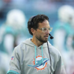 dolphins-hc-mike-mcdaniel-signs-extension-to-stay-with-miami-through-2028:-report