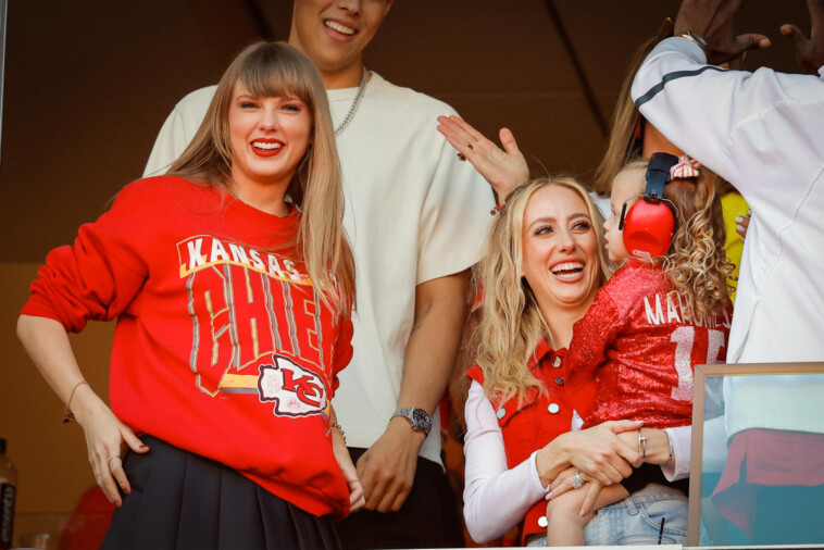 patrick-mahomes-says-taylor-swift-has-started-drawing-up-plays-for-the-chiefs