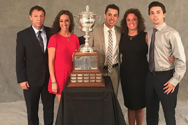 family-of-johnny-gaudreau-and-brother-matthew-honors-siblings-in-heart-wrenching-statement:-‘two-amazing-humans’