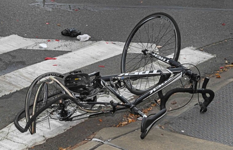 suv-fatally-strikes-cyclist-before-crashing-into-parked-vehicle-on-nyc-street:-police