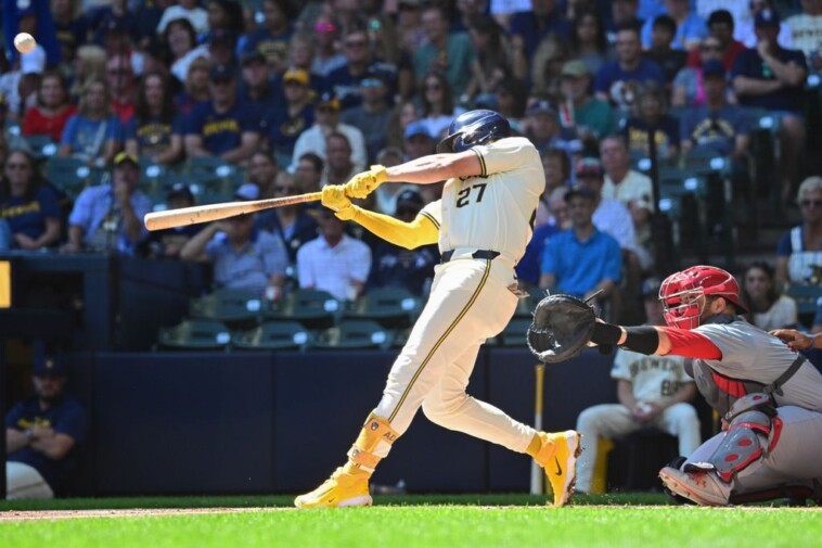 adames-extends-hr-streak,-ties-brewers’-record