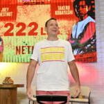 joey-chestnut-tops-takeru-kobayashi-with-new-world-record-of-83-hot-dogs-to-win-netflix-eating-battle