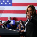 kamala-harris-slammed-for-deploying-a-‘fake-accent’-in-detroit-speech