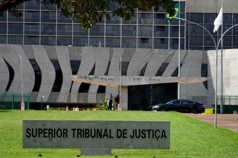 brazil-supreme-court-upholds-judge’s-decision-to-block-elon-musk’s-x-across-country