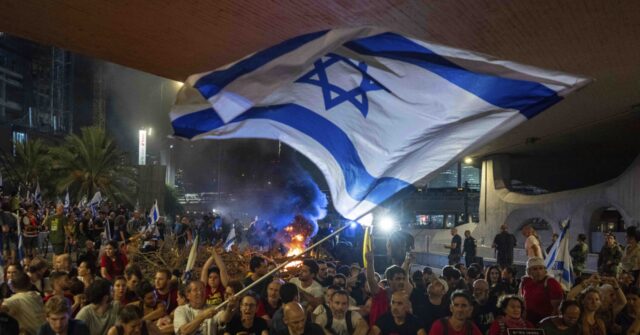 israel-faces-general-strike-after-hamas-murders-6-hostages