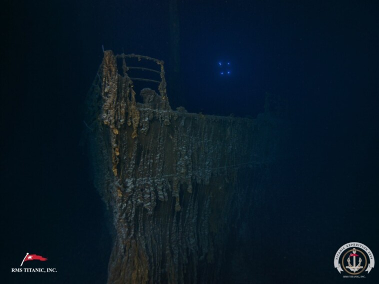 titanic’s-iconic-deck-railing-breaks-off-and-lands-on-seafloor-—-highlighting-ship’s-continued-decay