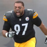 steelers,-vet-dl-heyward-agree-to-3-year-deal