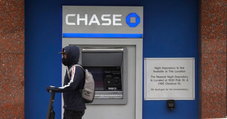 viral-‘chase-bank-glitch’-that-was-supposed-to-provide-free-money-causes-nightmare-for-those-who-participated