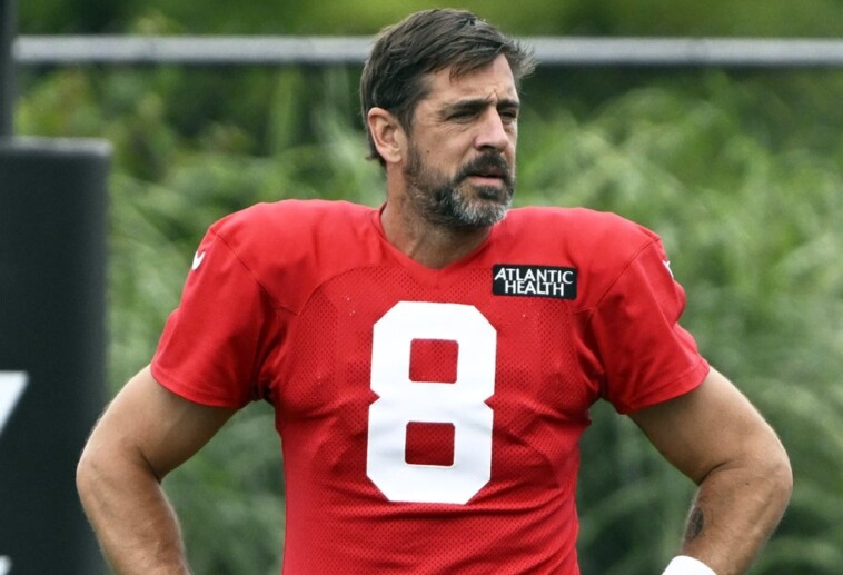 jets-name-aaron-rodgers,-three-others-as-their-captains