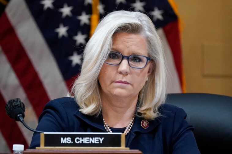 ex-gop-rep.-liz-cheney-will-vote-for-kamala-harris-‘because-of-danger-trump-poses’