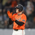 giants-sign-3b-matt-chapman-to-6-year,-$151m-extension,-keeping-him-in-san-francisco-through-2030