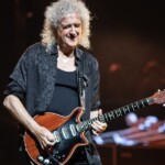 queen-guitarist-brian-may-suffers-stroke-‘out-of-the-blue’