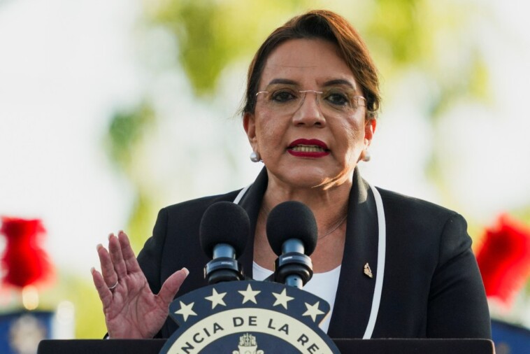 honduras’-president-is-asked-to-resign-after-corruption-scandal-she-says-is-a-plot-to-oust-her