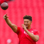 chiefs-vs.-ravens-player-props:-why-patrick-mahomes-will-thrive-through-the-air