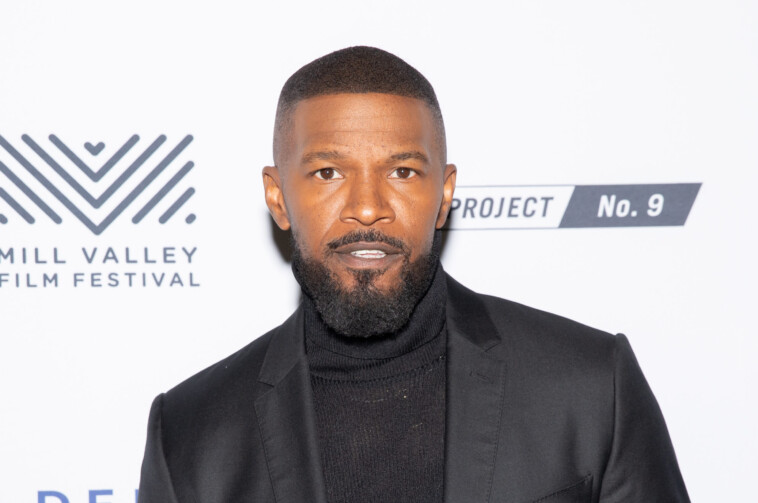 jamie-foxx-says-he-will-open-up-about-his-‘serious-health-scare’-at-stand-up-show