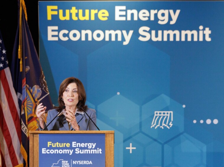 ny-gov.-kathy-hochul-doubles-down-on-opposition-to-fracking —-even-after-kamala-harris-said-she-backs-it