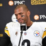 russell-wilson-battling-calf-issue-in-potential-steelers-week-1-concern