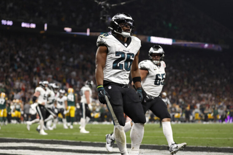 eagles-vs.-packers-score:-saquon-barkley’s-3-touchdown-night-powers-philadelphia-to-win-in-brazil