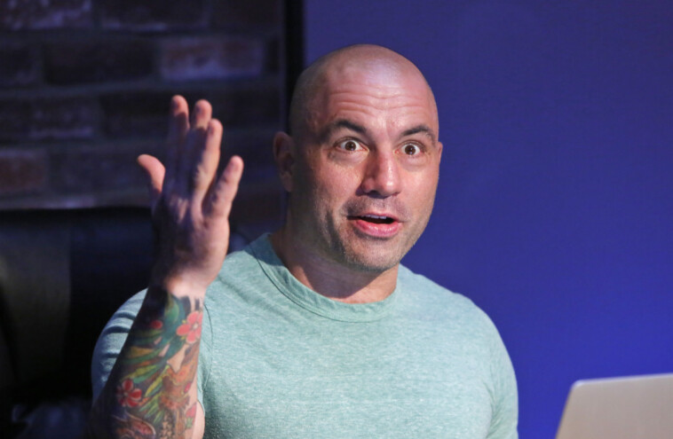 ‘what-the-f***’:-joe-rogan-destroys-nyt-headline-warning-about-dangers-of-constitution