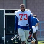 giants-keeping-josh-ezeudu,-evan-neal-ready-for-anything-on-offensive-line