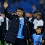 luis-suarez-honored-in-final-uruguay-appearance