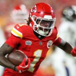 how-patrick-mahomes-pushed-rookie-xavier-worthy-to-be-an-immediate-playmaker