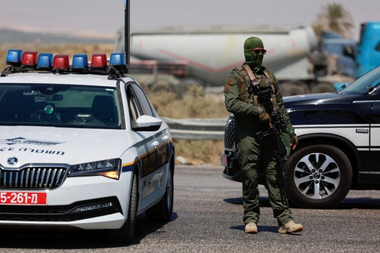 3-israelis-killed-in-shooting-attack-at-west-bank-jordan-border-crossing