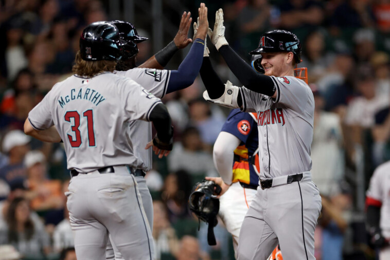 diamondbacks’-pavin-smith-drills-3-home-runs-in-first-3-at-bats-in-dominant-win-over-astros