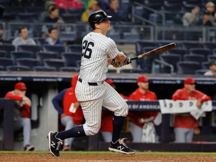 dj-lemahieu-placed-on-il-with-hip-injury-as-his-yankees-future-remains-uncertain