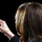 debate-strategy:-democrats-tell-kamala-harris-to-throw-her-record-under-the-bus