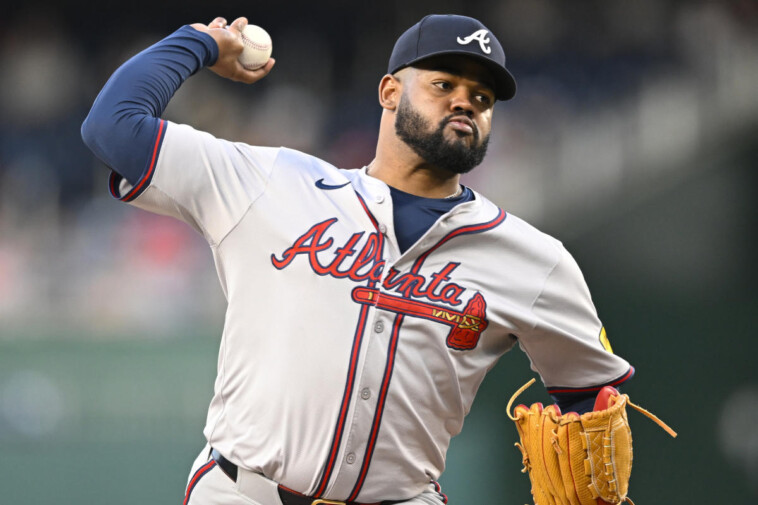 braves-place-star-rhp-reynaldo-lopez-on-injured-list-with-shoulder-inflammation