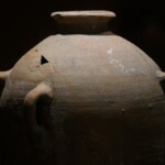 rare-ancient-jar-accidentally-smashed-by-a-4-year-old-has-been-fixed,-back-on-display-at-israeli-museum