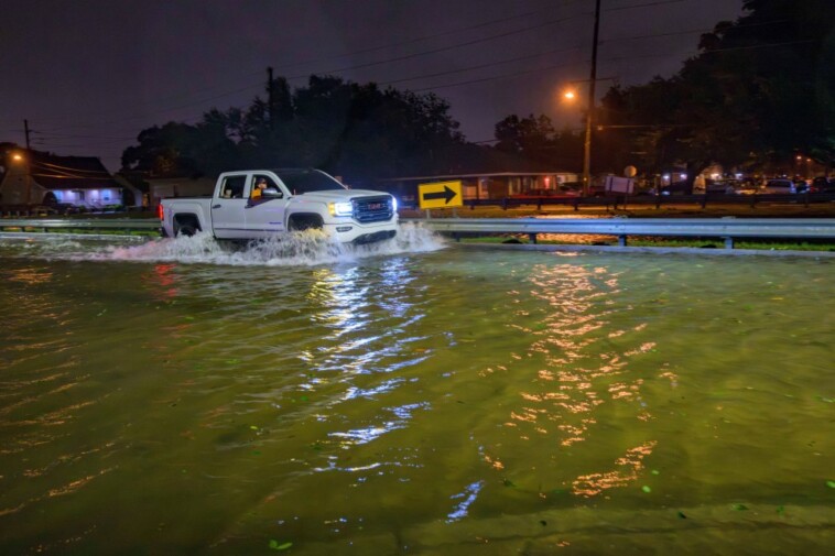 hurricane-francine-aftermath-could-lead-to-rise-in-bacterial-infections-in-south,-cdc-warns