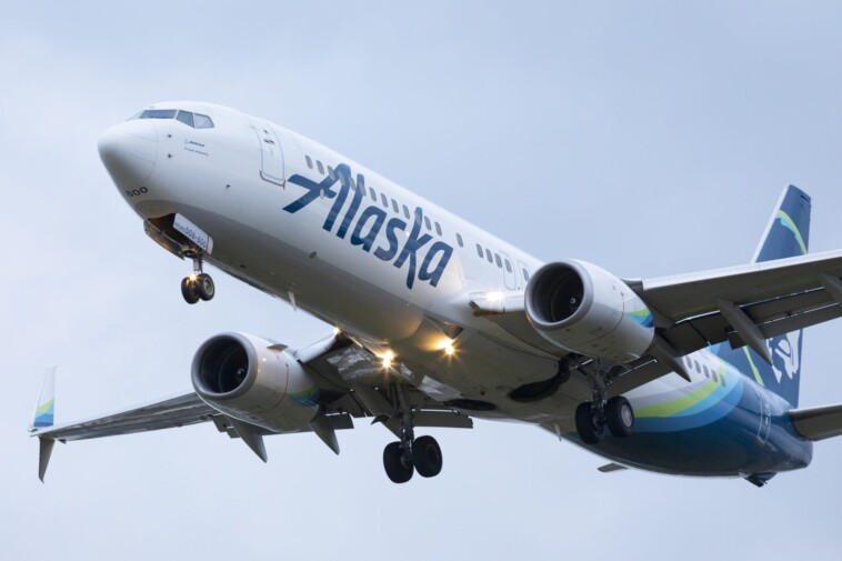 alaska-airlines-flight-blows-out-tires-while-aborting-takeoff-to-avoid-tarmac-collision-with-southwest-plane